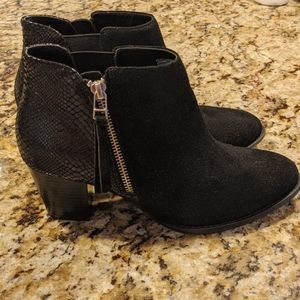 Vionic Black Ankle Boots